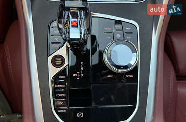 Позашляховик / Кросовер BMW X6 2022 в 