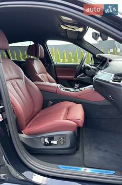 Внедорожник / Кроссовер BMW X6 2021 в 