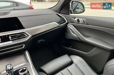 Позашляховик / Кросовер BMW X6 2022 в 
