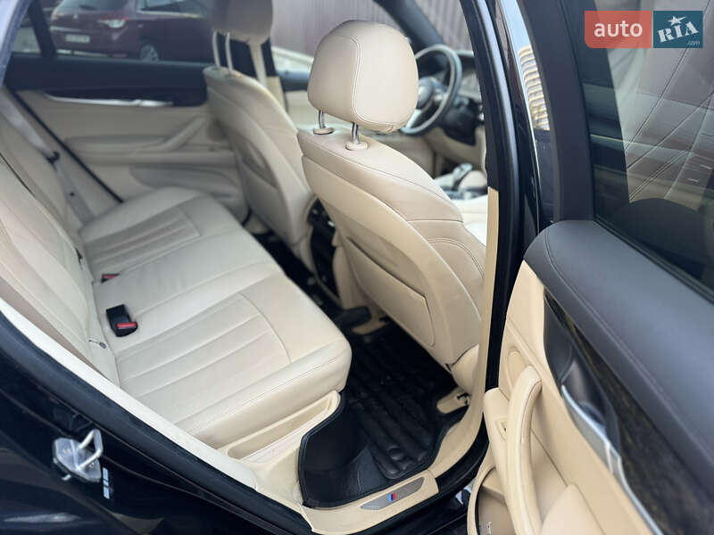 Внедорожник / Кроссовер BMW X6 2015 в Киеве