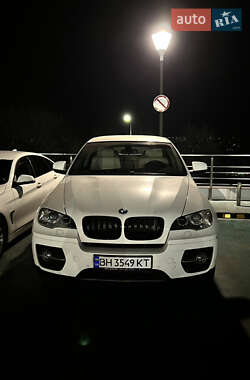 Внедорожник / Кроссовер BMW X6 2010 в 
