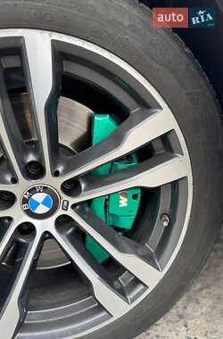 Внедорожник / Кроссовер BMW X6 2015 в 