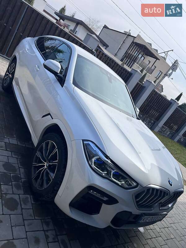 Позашляховик / Кросовер BMW X6 2021 в Дніпрі