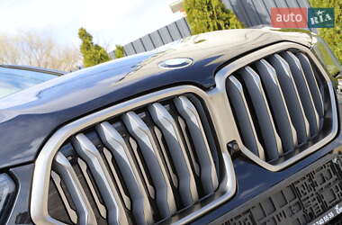 Позашляховик / Кросовер BMW X6 2022 в 