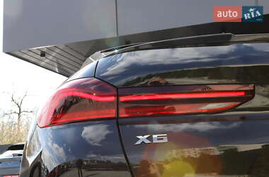 Позашляховик / Кросовер BMW X6 2022 в 