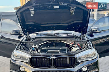 Внедорожник / Кроссовер BMW X6 2015 в 
