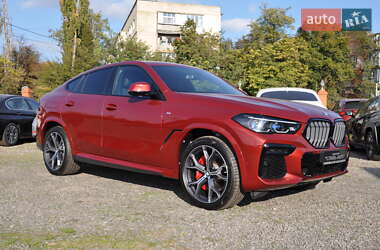 Позашляховик / Кросовер BMW X6 2022 в 