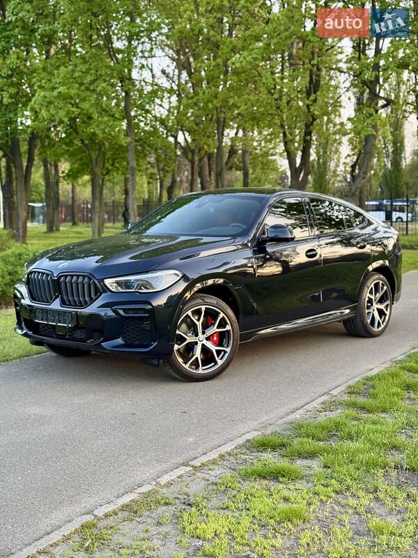 Внедорожник / Кроссовер BMW X6 2022 в Киеве