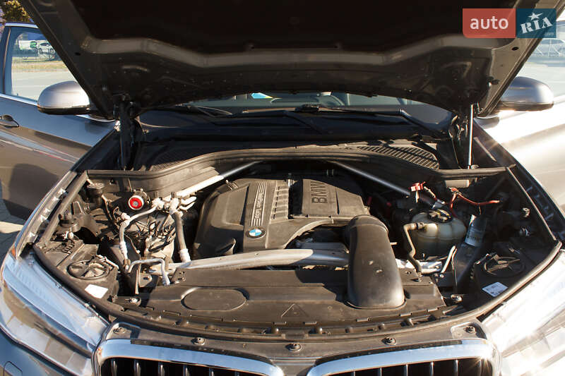 Позашляховик / Кросовер BMW X6 2018 в Хмельницькому