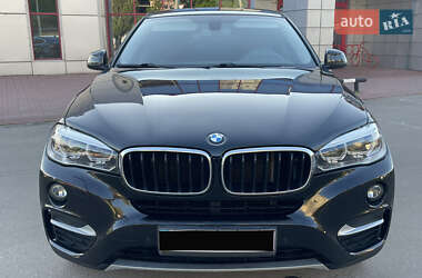 Позашляховик / Кросовер BMW X6 2017 в 