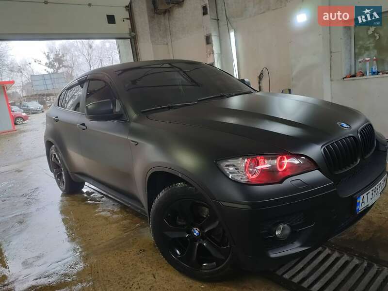 BMW X6 2011