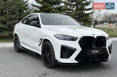 Позашляховик / Кросовер BMW X6 2022 в 