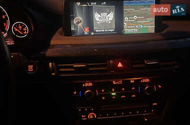 Позашляховик / Кросовер BMW X6 2017 в 