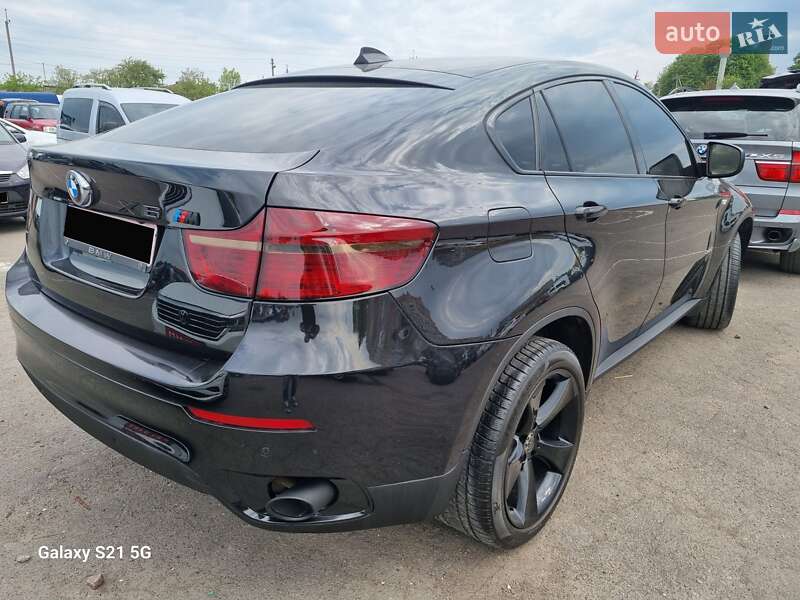 Внедорожник / Кроссовер BMW X6 2011 в Ровно