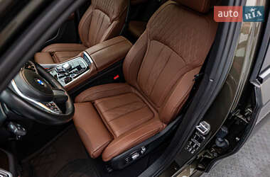 Внедорожник / Кроссовер BMW X6 2020 в 