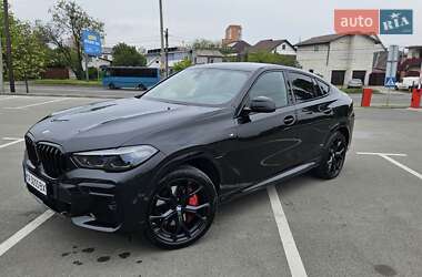 Позашляховик / Кросовер BMW X6 2022 в 