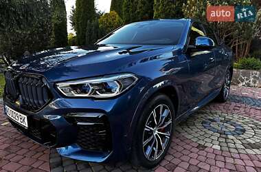Позашляховик / Кросовер BMW X6 2022 в 