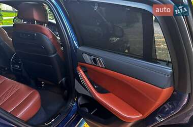 Позашляховик / Кросовер BMW X6 2022 в 