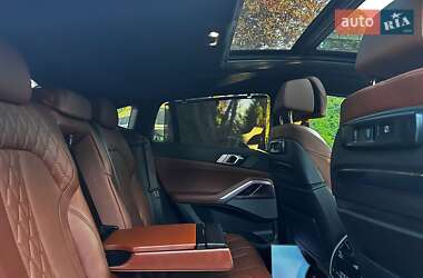 Позашляховик / Кросовер BMW X6 2022 в 