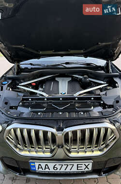 Позашляховик / Кросовер BMW X6 2020 в 