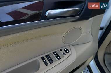 Позашляховик / Кросовер BMW X6 2010 в 