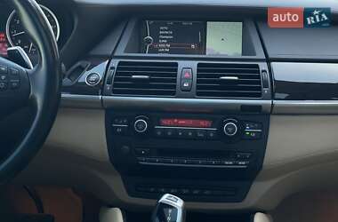 Позашляховик / Кросовер BMW X6 2010 в 