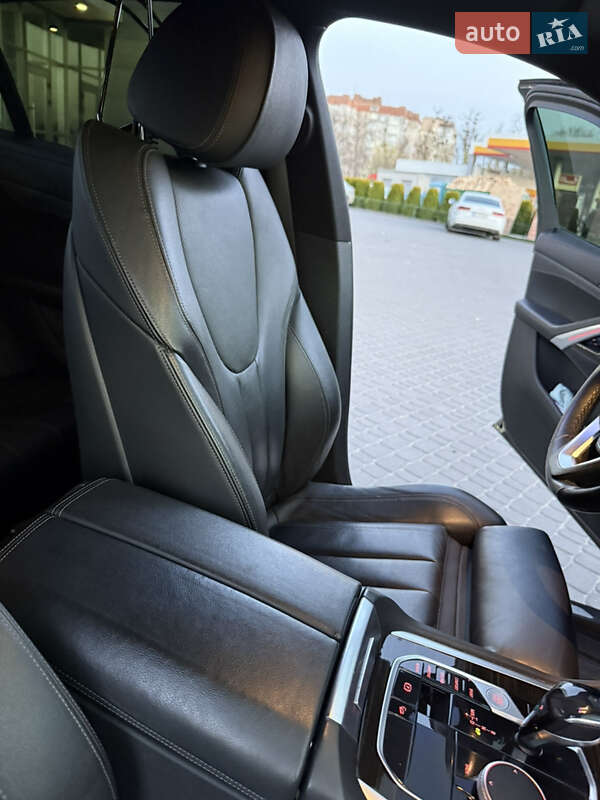 Позашляховик / Кросовер BMW X6 2021 в Хмельницькому