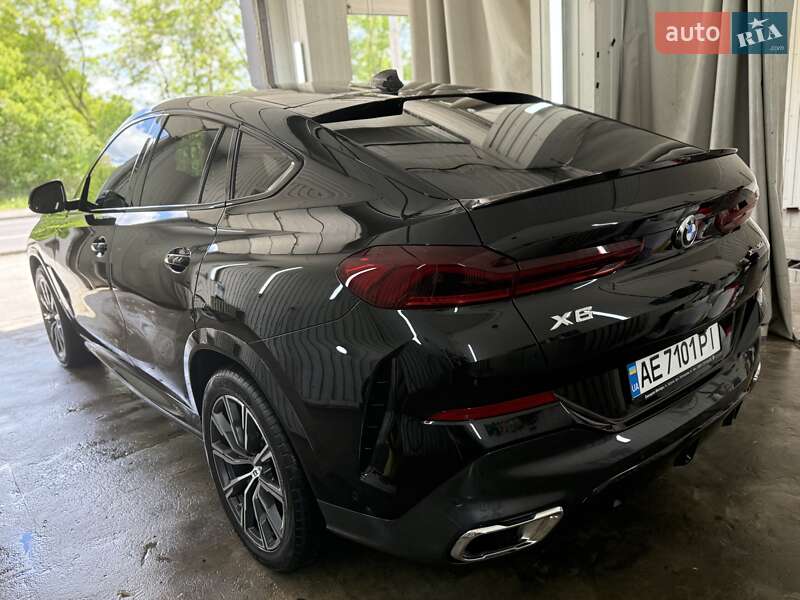 Внедорожник / Кроссовер BMW X6 2021 в Днепре