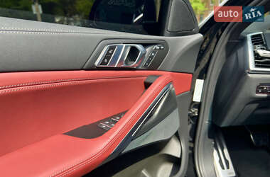 Позашляховик / Кросовер BMW X6 2022 в 