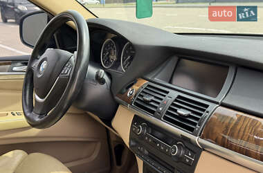 Внедорожник / Кроссовер BMW X6 2011 в 