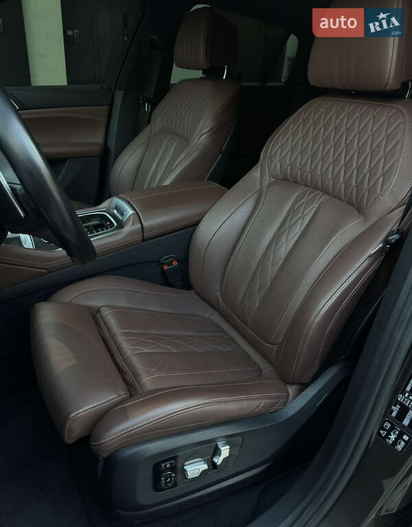 Позашляховик / Кросовер BMW X6 2021 в Києві