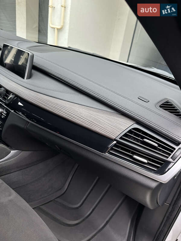 Внедорожник / Кроссовер BMW X6 2018 в Львове