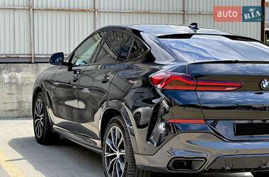 Внедорожник / Кроссовер BMW X6 2021 в 