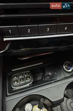 Позашляховик / Кросовер BMW X6 2014 в 