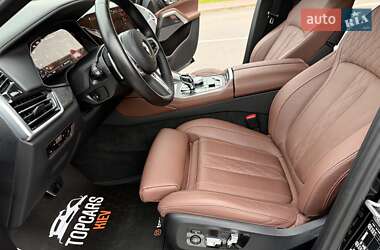Позашляховик / Кросовер BMW X6 2023 в 