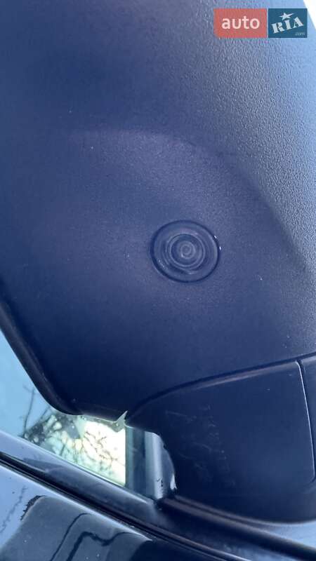 Внедорожник / Кроссовер BMW X6 2012 в Львове фото 32 Внедорожник / Кроссовер BMW X6 2012 в Львове