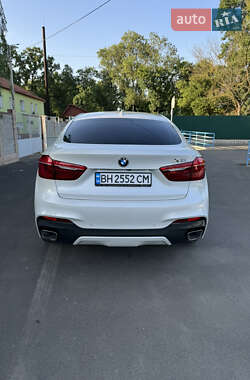 Позашляховик / Кросовер BMW X6 2017 в 
