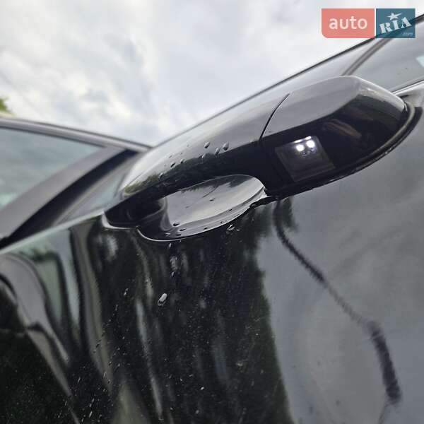 Внедорожник / Кроссовер BMW X6 2012 в Луцке