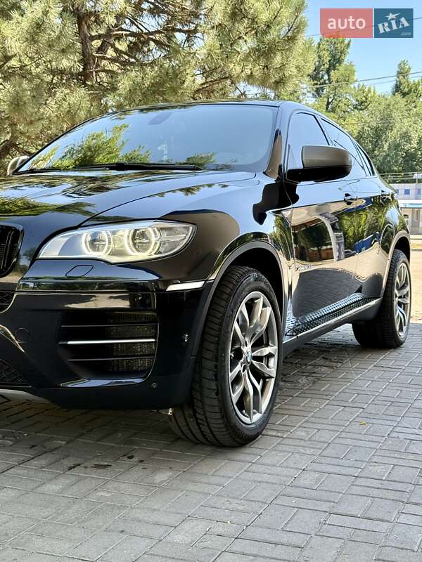 Внедорожник / Кроссовер BMW X6 2012 в Днепре