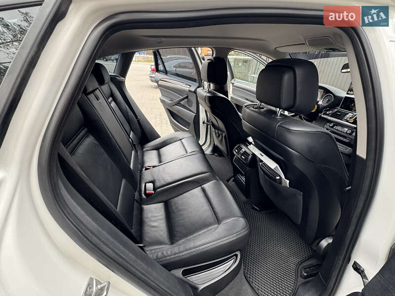 Внедорожник / Кроссовер BMW X6 2012 в Буче
