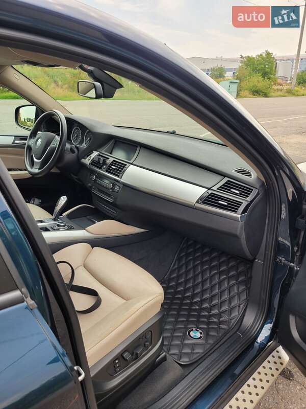 Позашляховик / Кросовер BMW X6 2013 в Полтаві