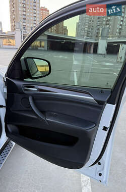 Внедорожник / Кроссовер BMW X6 2011 в 