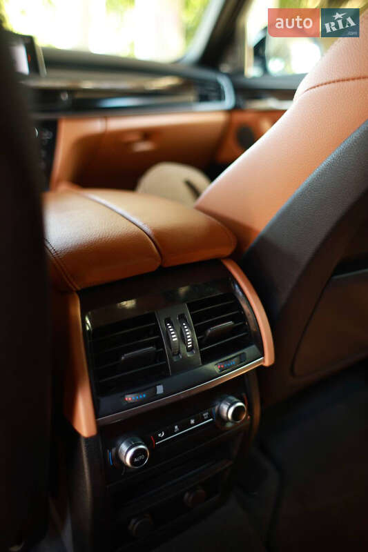 Позашляховик / Кросовер BMW X6 2018 в Одесі