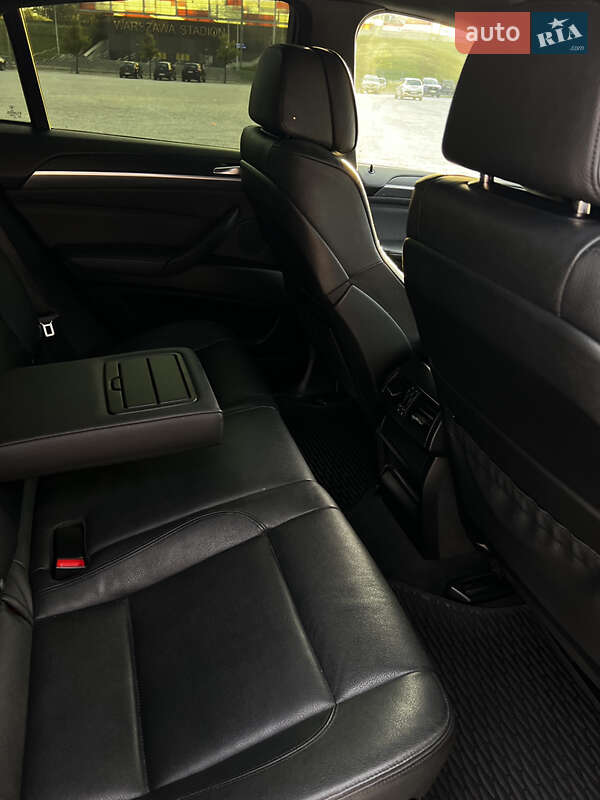 Позашляховик / Кросовер BMW X6 2012 в Чернівцях