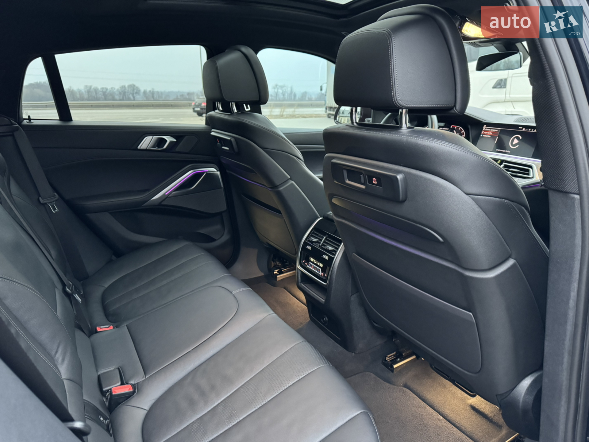 2020 BMW X6 - мініатюра 37