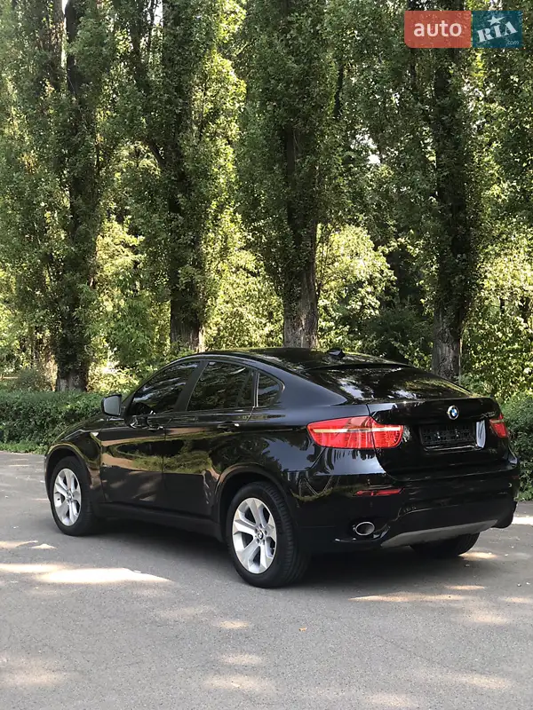 BMW X6 2012