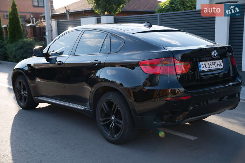 Внедорожник / Кроссовер BMW X6 2010 в Полтаве
