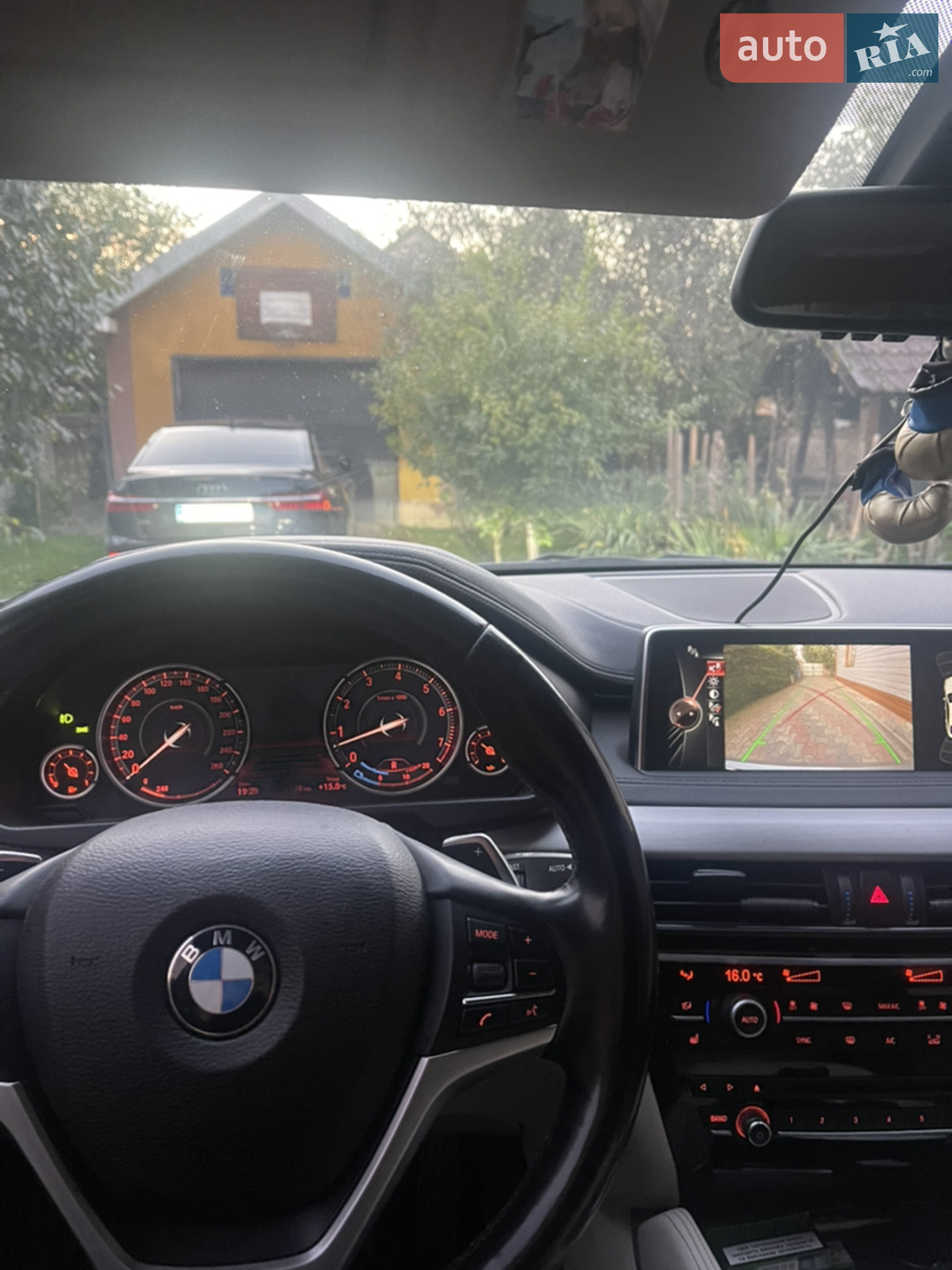 2016 BMW X6 - мініатюра 28