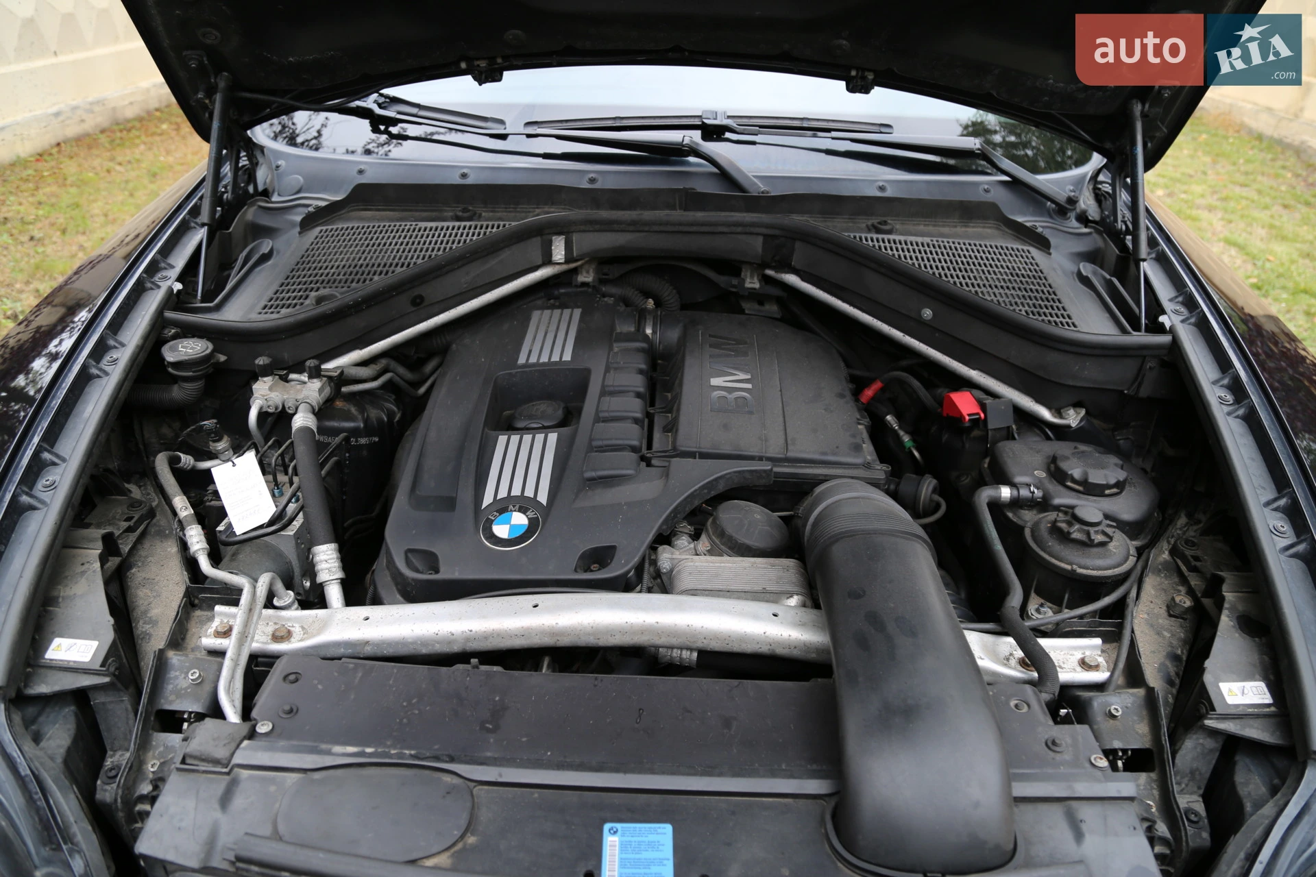 2010 BMW X6 - мініатюра 13