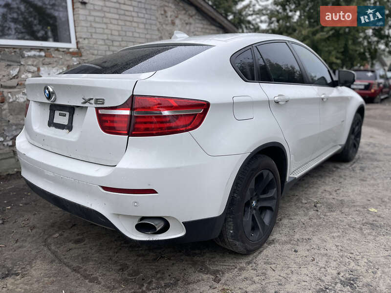 Позашляховик / Кросовер BMW X6 2012 в Луцьку